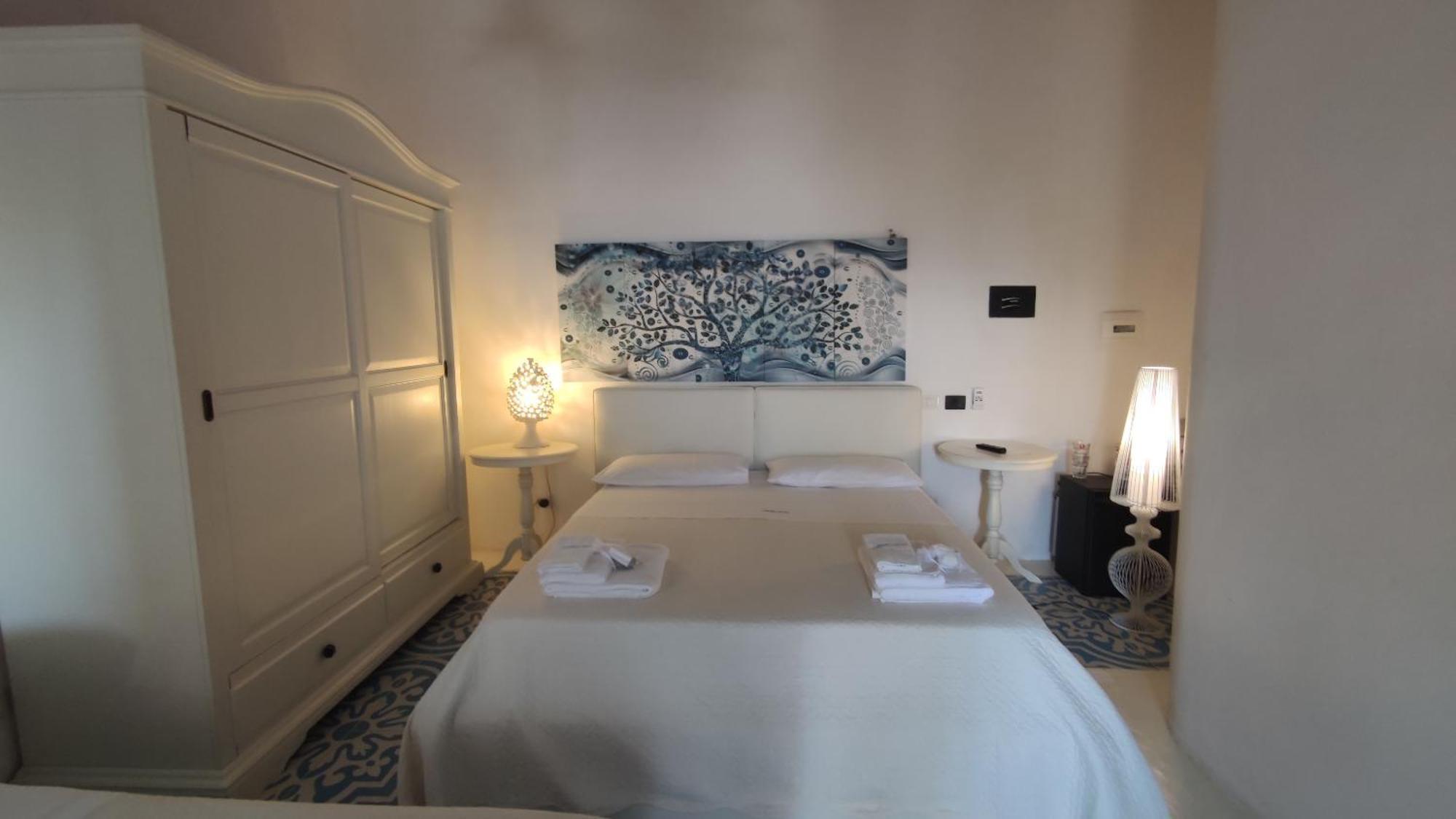 Halgoduria Hotel Santa Marina Salina Phòng bức ảnh